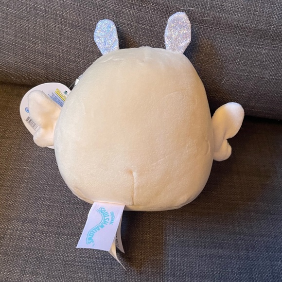 Berit the Moth Squishmallow - Picture 2 of 3